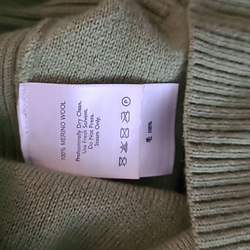 Eddie Bauer Green w/Red & Gray Nordic Knitted Pattern on Sleeves & Front Zip Med - Picture 6 of 6
